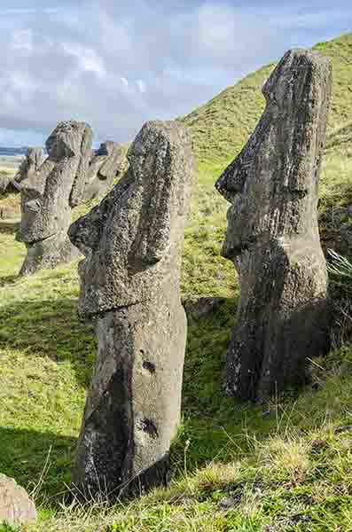 14 - Chile - isla de Rapa Nui o Pascua - Rano Raraku